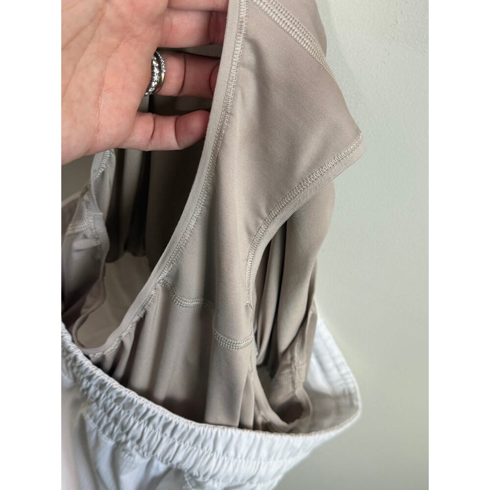 Lululemon Track That High-Rise Lined Running Short 3" White Women's Size 8 - Picture 7 of 7